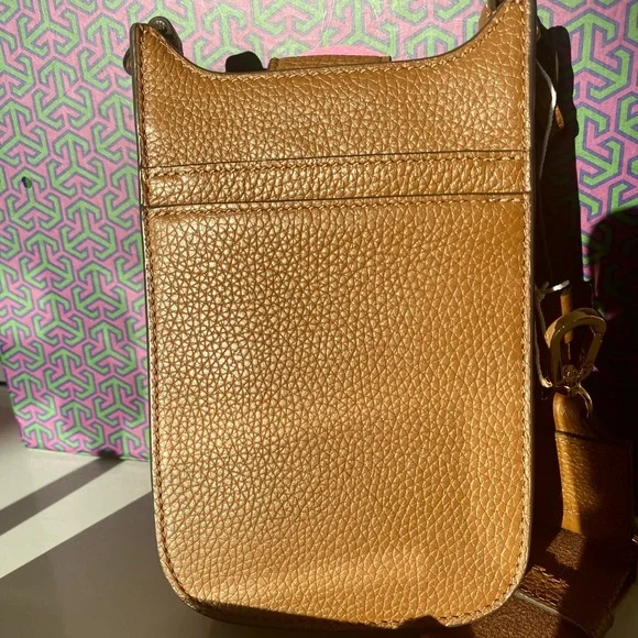 🍀🎀NEW🎀Tory Burch Thea CellPhone crossbody bag/shoulder bag/leather - Picture 6 of 12
